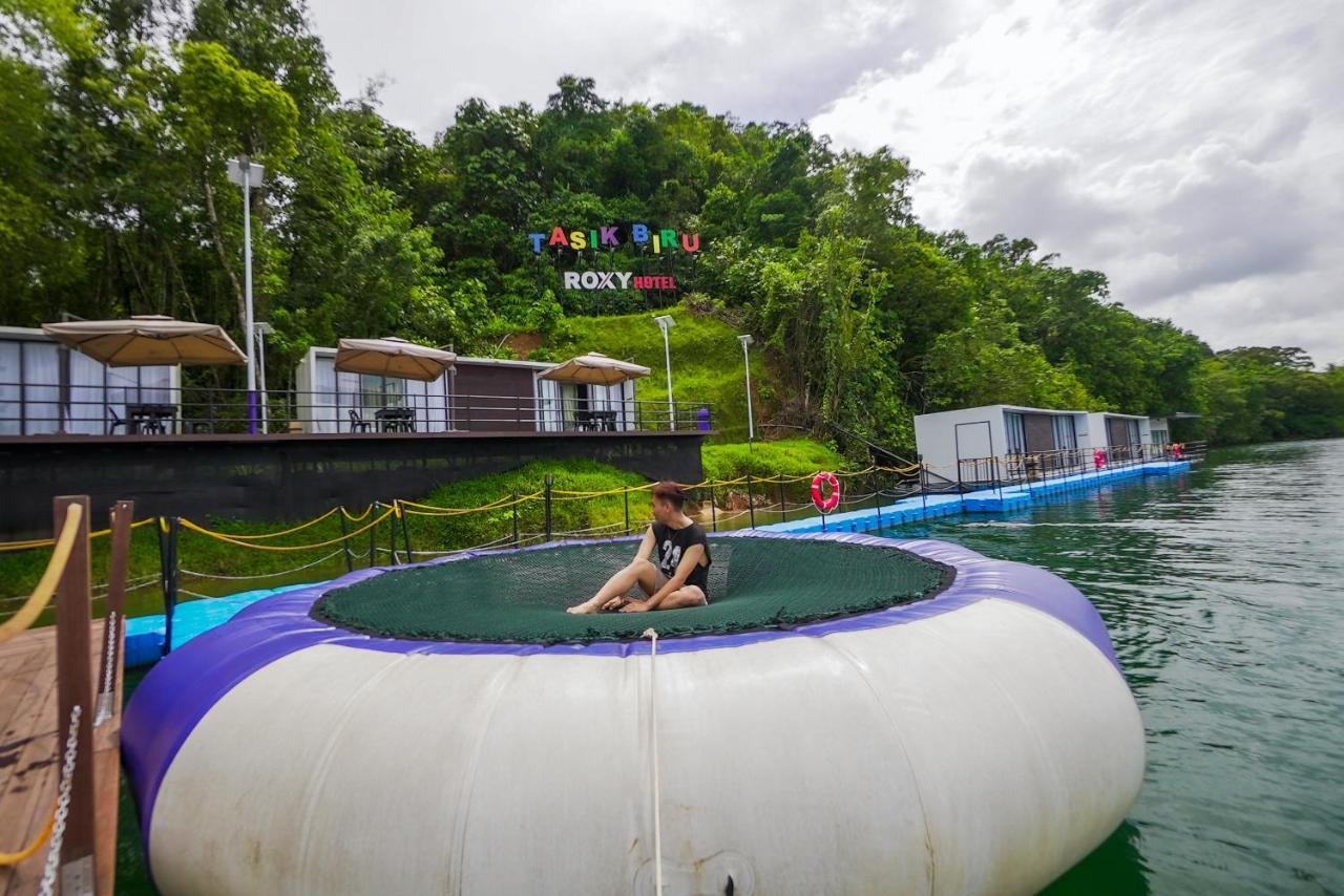 Roxy Tasik Biru Resort City Bau 외부 사진