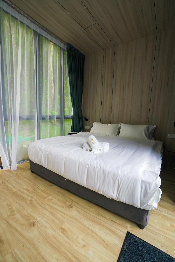 Roxy Tasik Biru Resort City Bau 외부 사진