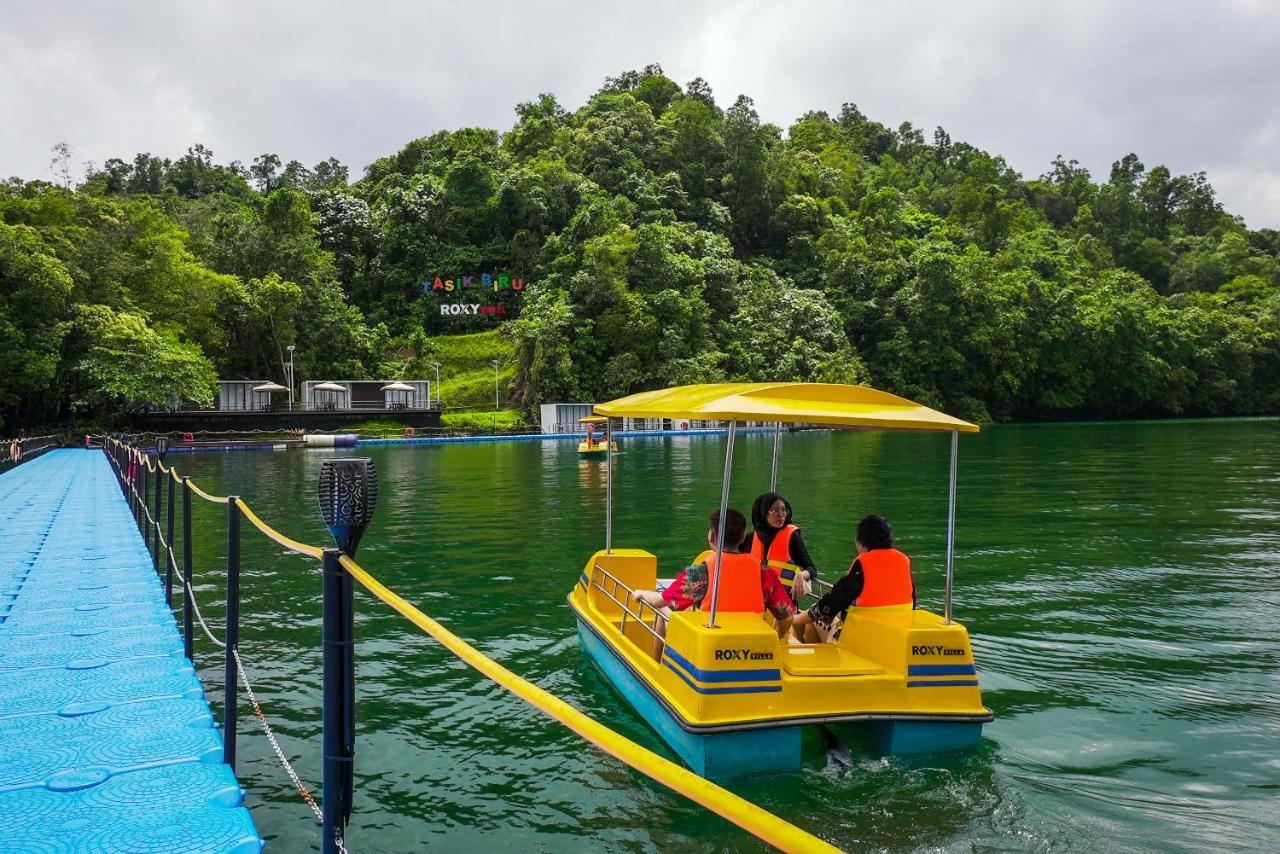 Roxy Tasik Biru Resort City Bau 외부 사진