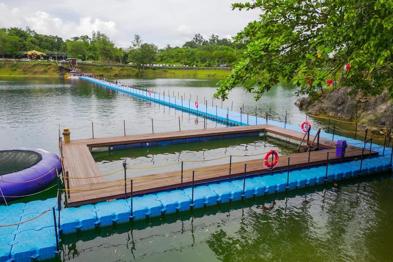Roxy Tasik Biru Resort City Bau 외부 사진