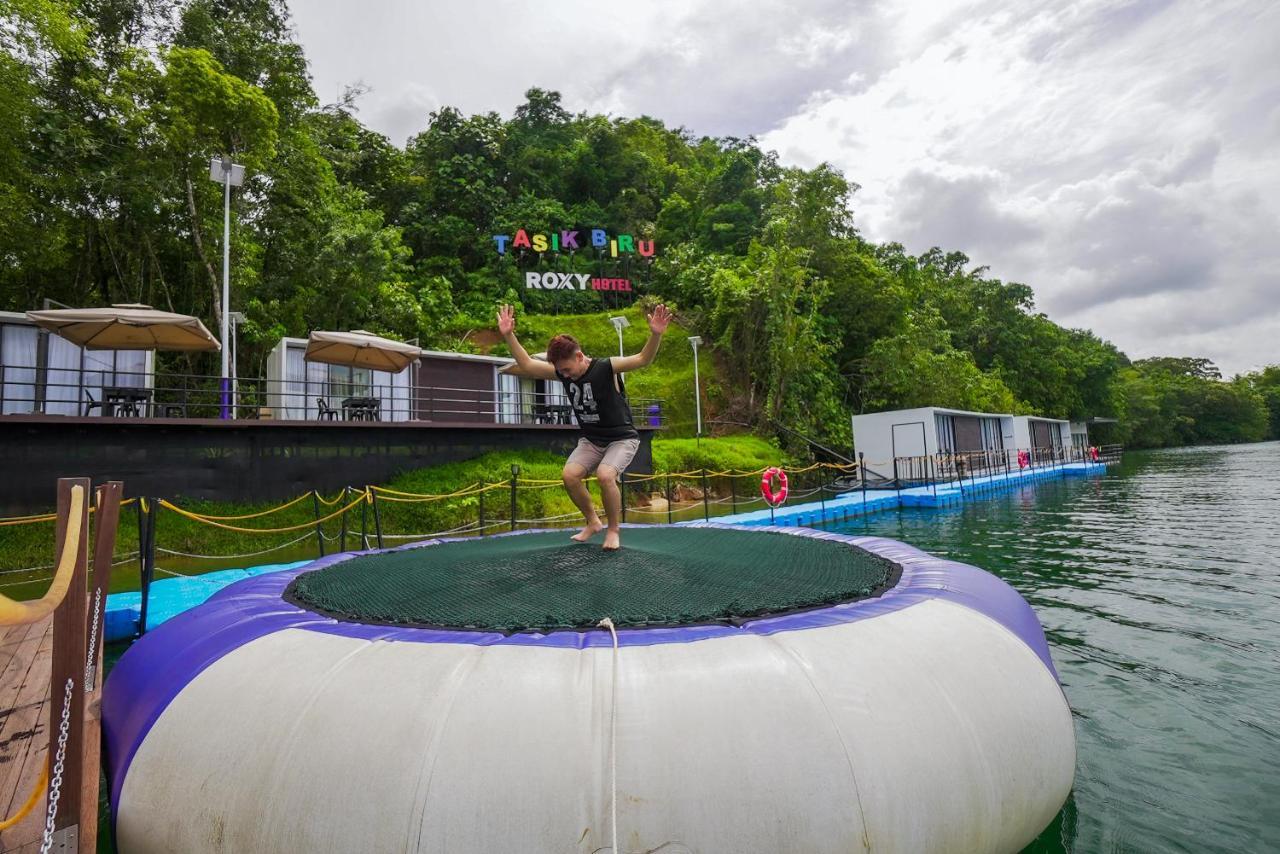 Roxy Tasik Biru Resort City Bau 외부 사진